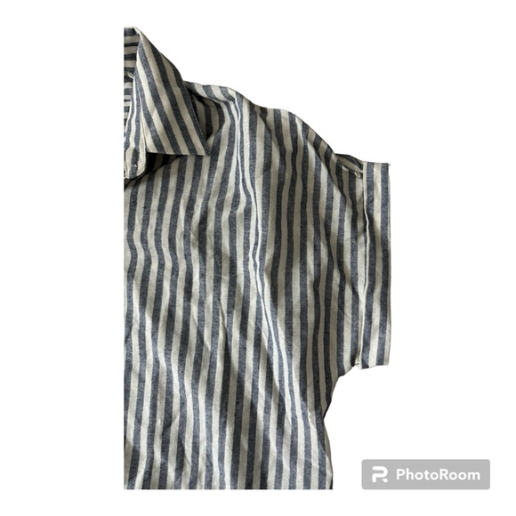 Cupshe Women Striped Mini Beach Summer Shirt Dress, only tried on. - Picture 4 of 10